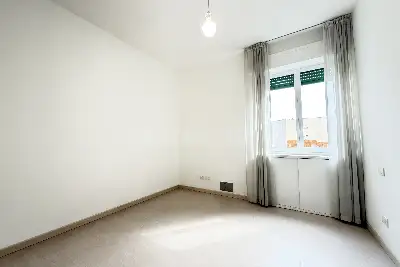 Casa in affitto, Via Valtellina, Milano