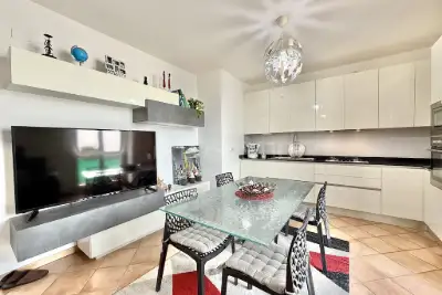Casa in vendita, Via Francesco Cossiga, Peschiera del Garda