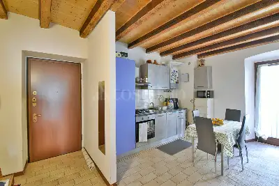 Casa in vendita, Via Vandelli, Como