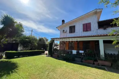 Villa Bifamiliare in vendita, Via Giuseppe Miraglia, Fiumicino