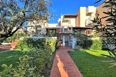 Villino a Schiera in vendita, Via XXV Aprile, Sirmione