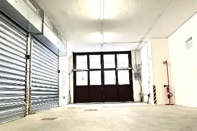 Box in vendita, Via delle Calasanziane, Roma