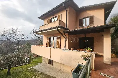 Villa in vendita, Via Cesare Battisti, Bovezzo