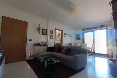 Casa in vendita, Via Pietro Nenni, Nettuno
