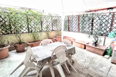 Casa in vendita, Via Nemorense, Roma