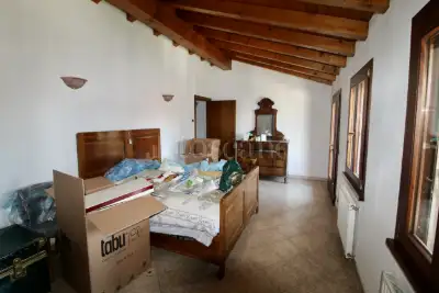 Casa Indipendente in vendita, Via Gioacchino Rossini, Fontanafredda