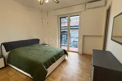 Villa in vendita, Via G. B. Busnelli, Saronno