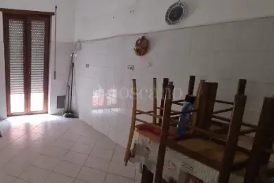 Casa in vendita, Viale Manzoni, Pomezia