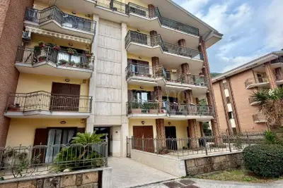 Casa in vendita, Via Traversa, Mercogliano