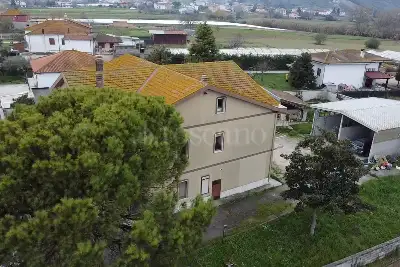 Casa Indipendente in vendita, Via Le Piane, Collecorvino