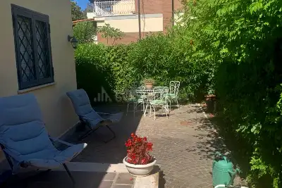 Villa in affitto, Via Bussana, Fiumicino