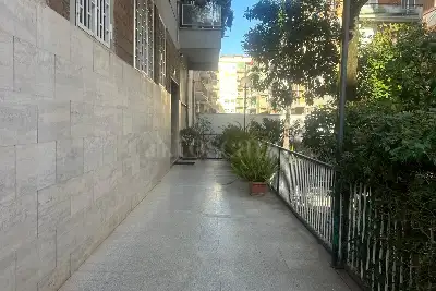 Casa in vendita, Viale Anicio Gallo, Roma