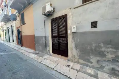 Casa in vendita, Vico V Addolorata, Cerignola
