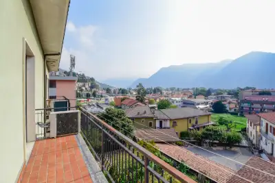 Casa in vendita, Via Francesco Borromini, Como