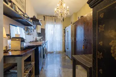 Casa in vendita, Via Emilio Morosini, Milano