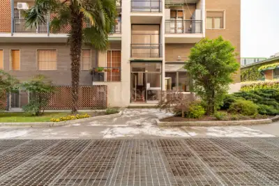 Casa in vendita, Via Alessandro Algardi, Milano