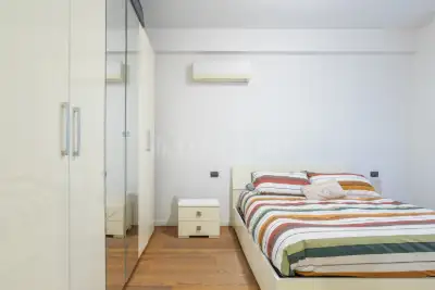 Casa in vendita, Via Raffaello Sanzio, Milano