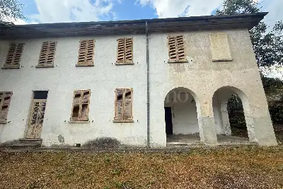 Casa Indipendente in vendita, Via Roma, Dizzasco