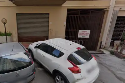 Posto Moto in vendita, Via Marcello Benedetto, Palermo