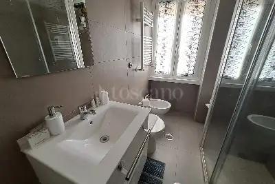 Casa in vendita, P.le Stazione del Lido, Roma