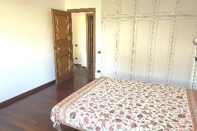 Casa Indipendente in vendita, Via Fratelli Cervi, Roma