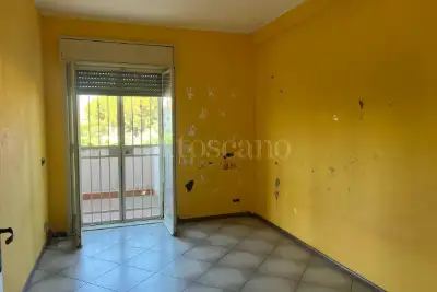 Villino a Schiera in vendita, Via Salvatore Quasimodo, Valverde