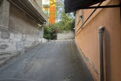 Garage in vendita, Via Leucatia, Catania