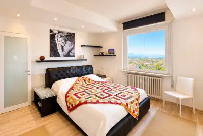 Casa in vendita, Piazza Luigi Einaudi, Desenzano del Garda