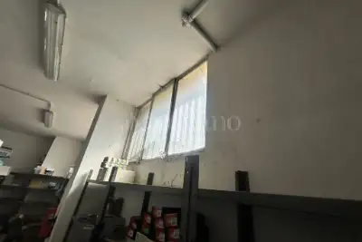 Magazzino in vendita, Strada Basse del Lingotto, Torino