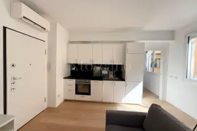 Casa in affitto, Via Salasco, Milano