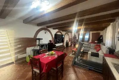 Casa Indipendente in vendita, VIA DELLE ROSE, Milano