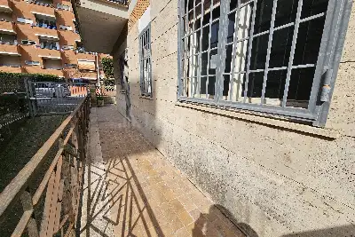 Casa in vendita, Via Odessa, Pomezia