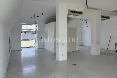 Ufficio in affitto, Via Massimo D'Azeglio, Lodi