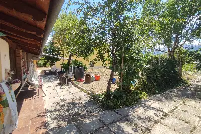 Casa Indipendente in vendita, Via Antica Arischia, L'Aquila