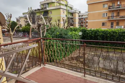 Casa in vendita, Via Francesco Roncati, Roma