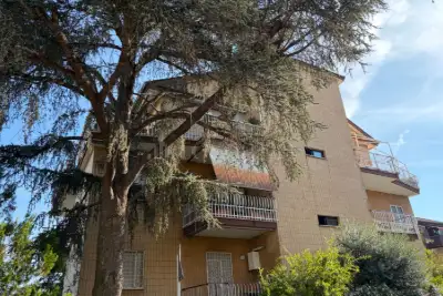 Casa in vendita, Via Mercato Saraceno, Roma
