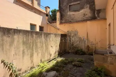 Palazzo in vendita, Via Marchese di Sangiuliano, Acireale