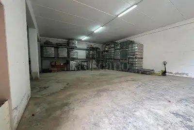 Capannone in vendita, Strada Statale 16 Adriatica, Cerignola