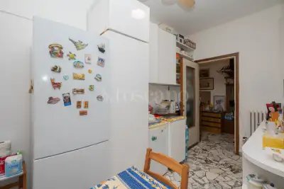 Casa in vendita, Via Francesco Arese 20, Milano