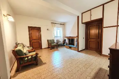 Casa in vendita, Via Teognide, Roma