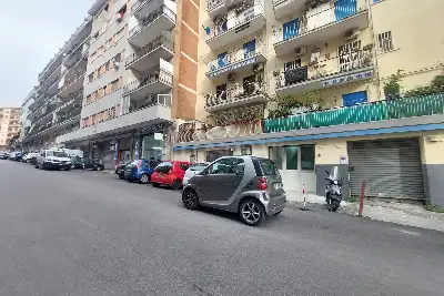 Negozio in vendita, Via Tiberio 45, Napoli