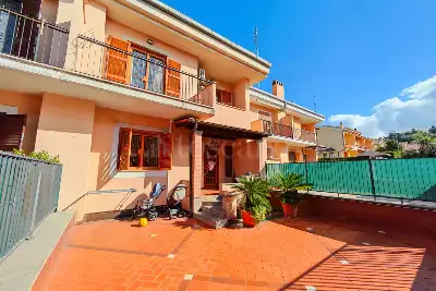 Villino a Schiera in vendita, Via Augusto Falessi, Albano Laziale