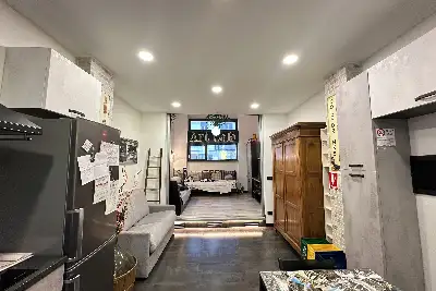 Loft in affitto, Via dei Tulipani, Milano