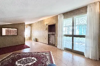 Villa Bifamiliare in vendita, Adiacente Centro Storico, Cerveteri