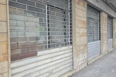 Negozio in affitto, Via Vezzia, Avezzano
