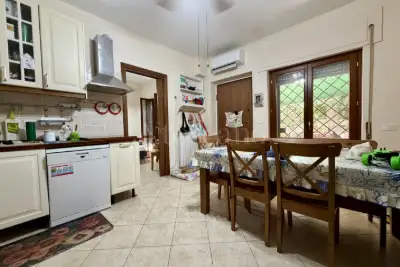 Villa Plurifamiliare in vendita, Viale Tridente, Anzio