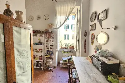 Casa in vendita, Via di San Giovanni in Laterano, Roma