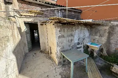 Casa Indipendente in vendita, Via Carrubella, Catania