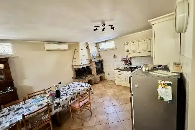 Villa in vendita, Via Dei Glicini , Ladispoli