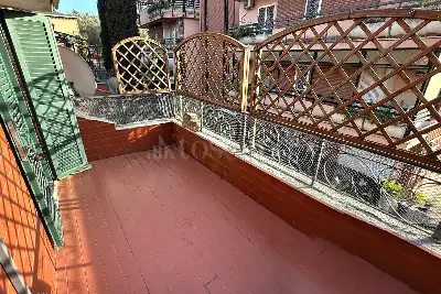 Villino a Schiera in vendita, Via degli Ossoli, Roma